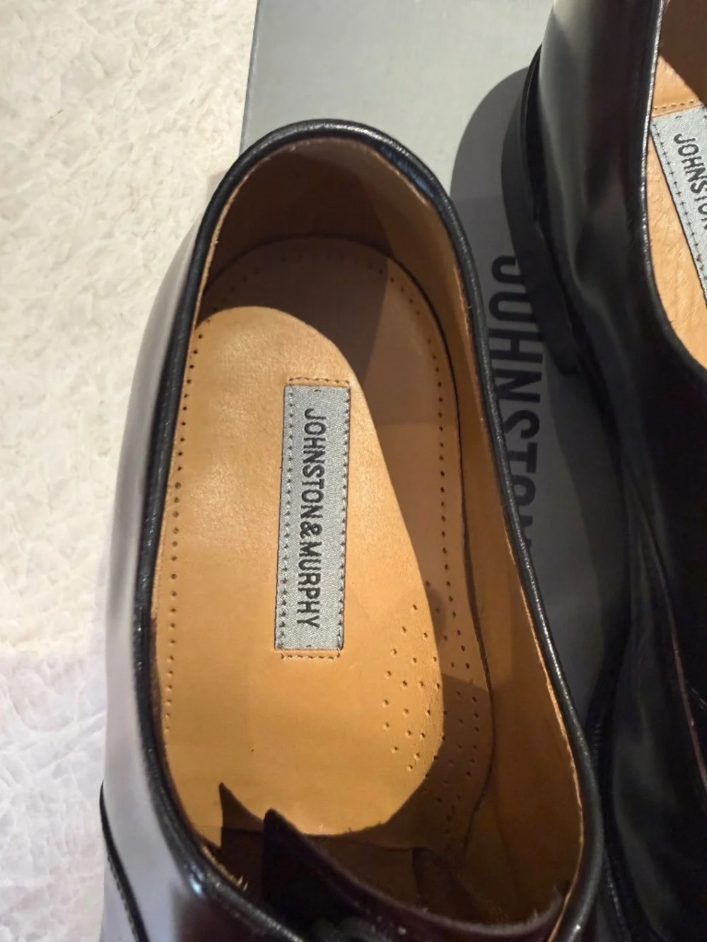 Johnston & Murphy Belton, Size 16 B, Bordeaux Color